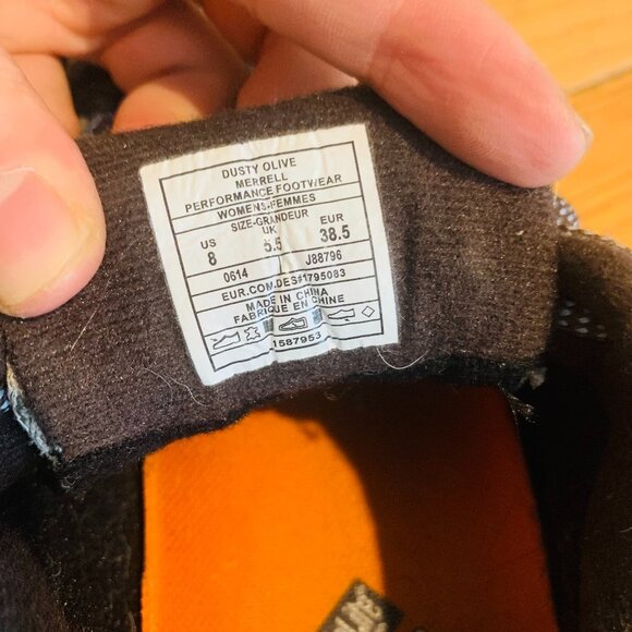 Merrell Women's Waterproof Hiking Boots Size 8 - Picture 12 of 12